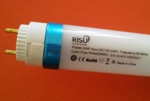 LED-Röhre von RISU, TÜV/VDE zertifiziert