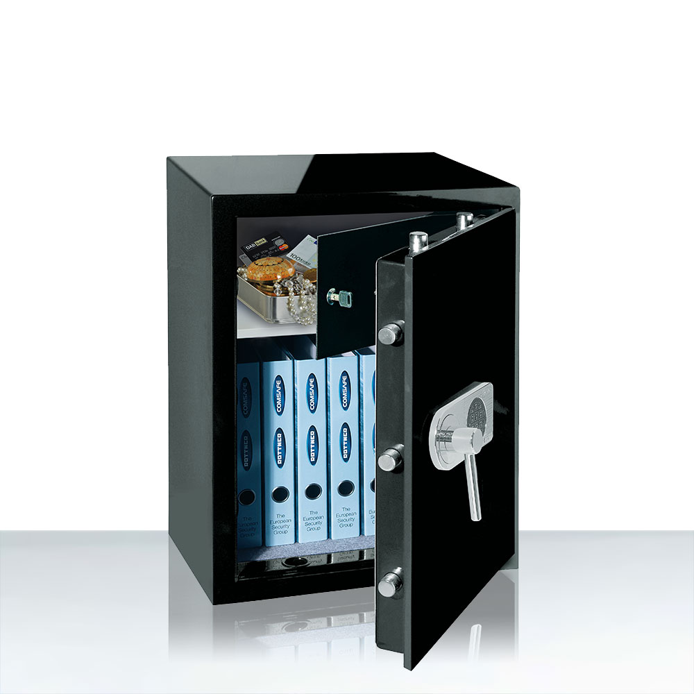 Schwarz, hochglänzend lackierter Wertschutzschrank mit elektronischem Sicherheitsschloss und Sicherheitsklasse EN1 nach CSN EN1143-1.